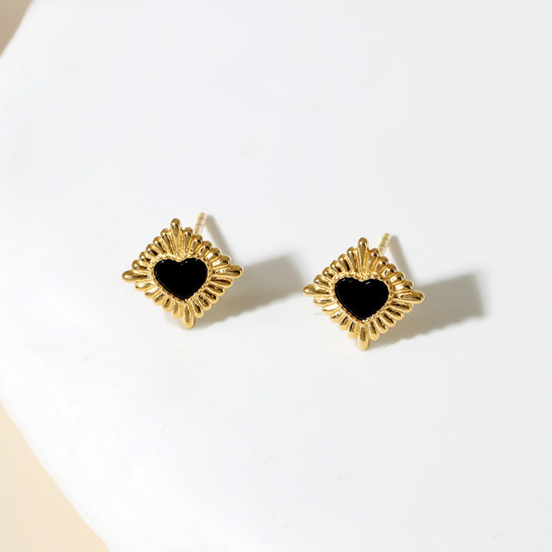 Vintage Style 18K Gold Plated Squared Stud Earrings with Heart Shaped Black Agate