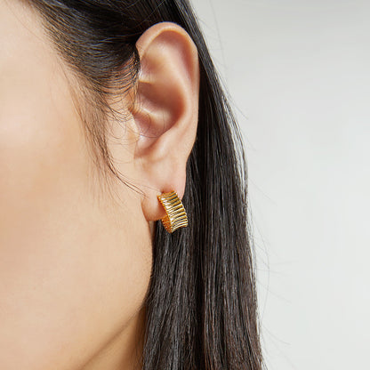 Trendy Fashion Horizontal Texture Stud Earrings