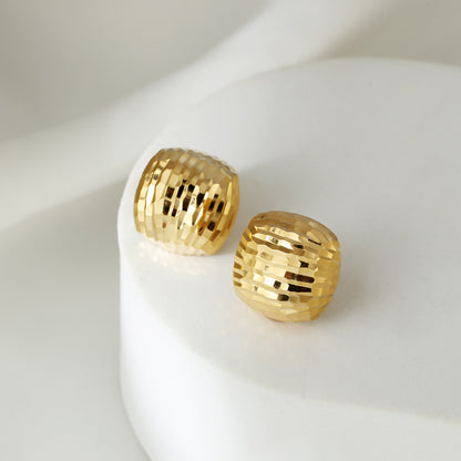 S925 Sterling Silver Diamond-Cut Faceted Stud Earrings